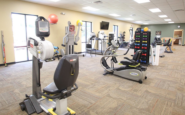 BenchMark Physical Therapy, Clinton, MS Post-Op Treatment Equipment